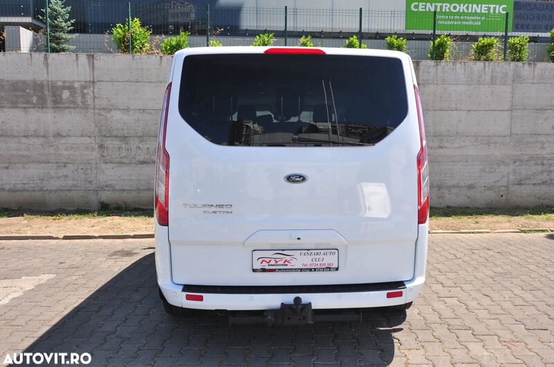 Ford Tourneo Custom