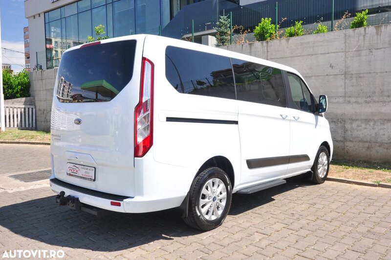 Ford Tourneo Custom