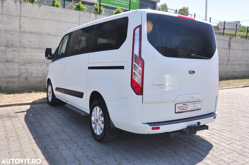 Ford Tourneo Custom